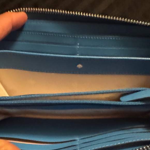 Kate Spade Sky Blue Zip Wallet - Picture 2 of 14